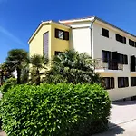 Apartment Jasmina *